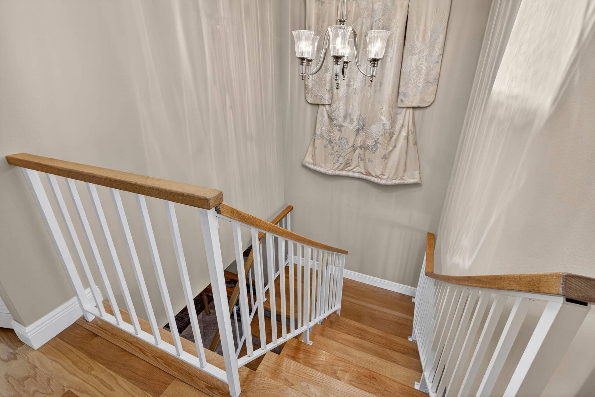 364 Golfview Road, #506, North Palm Beach, FL 33408 Stairs with natural skylight
