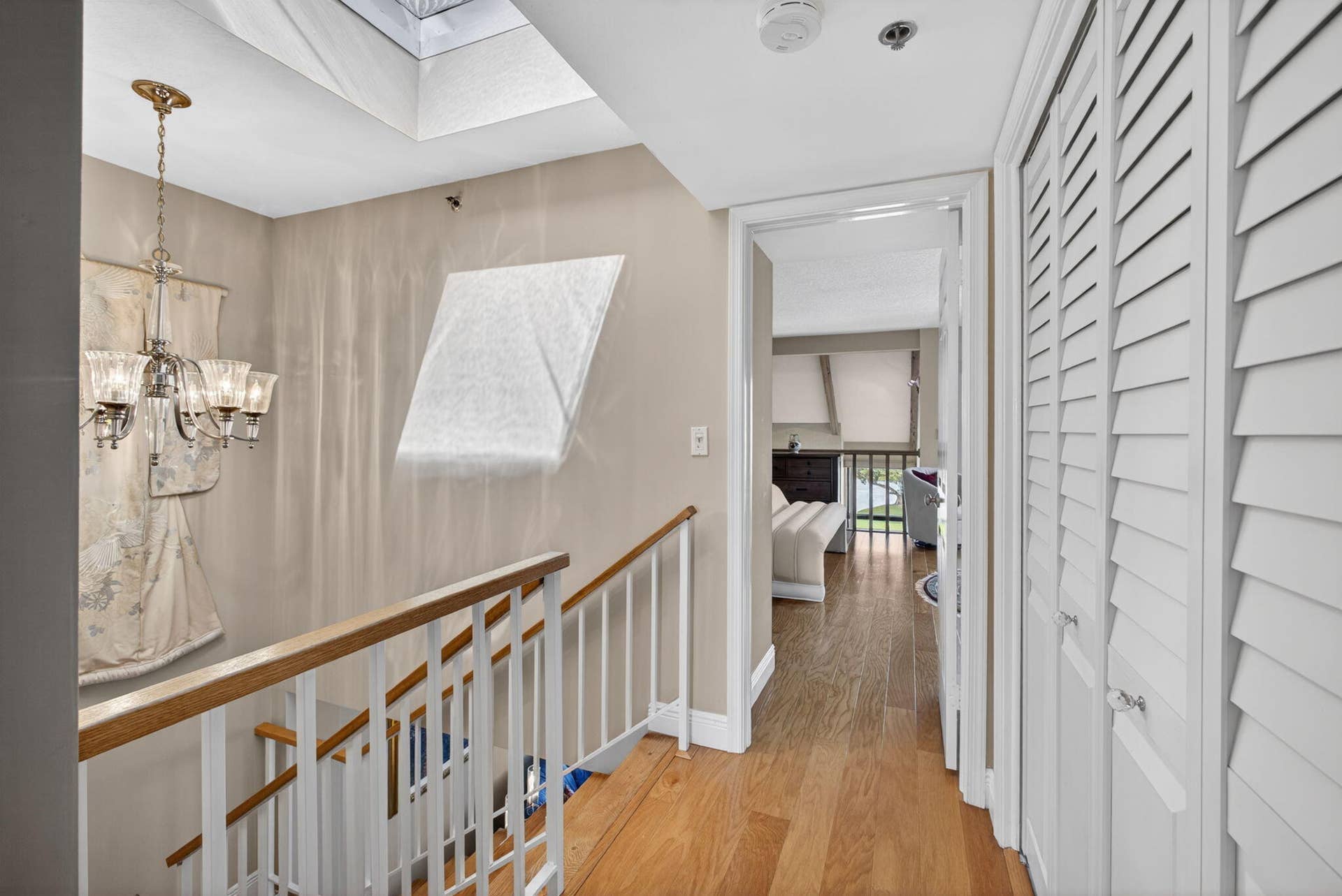 364 Golfview Road, #506, North Palm Beach, FL 33408 Upstairs into Primary