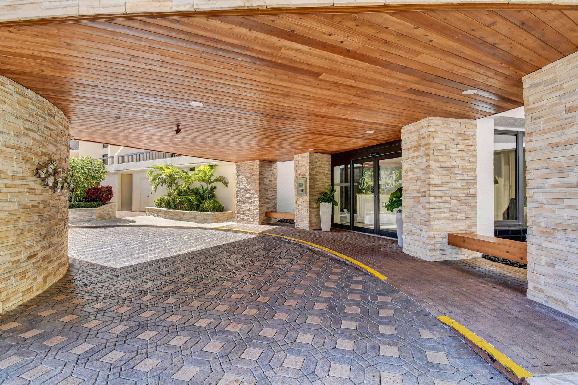 4740 S Ocean Boulevard, #202, Highland Beach, FL 33487 3-web-or-mls-3-print-3-print-3-print-3-w