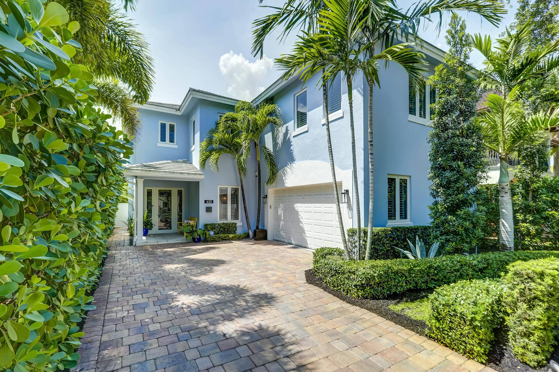 425 NE 11th Avenue, Fort Lauderdale, Fort Lauderdale, FL 33301 FRONT