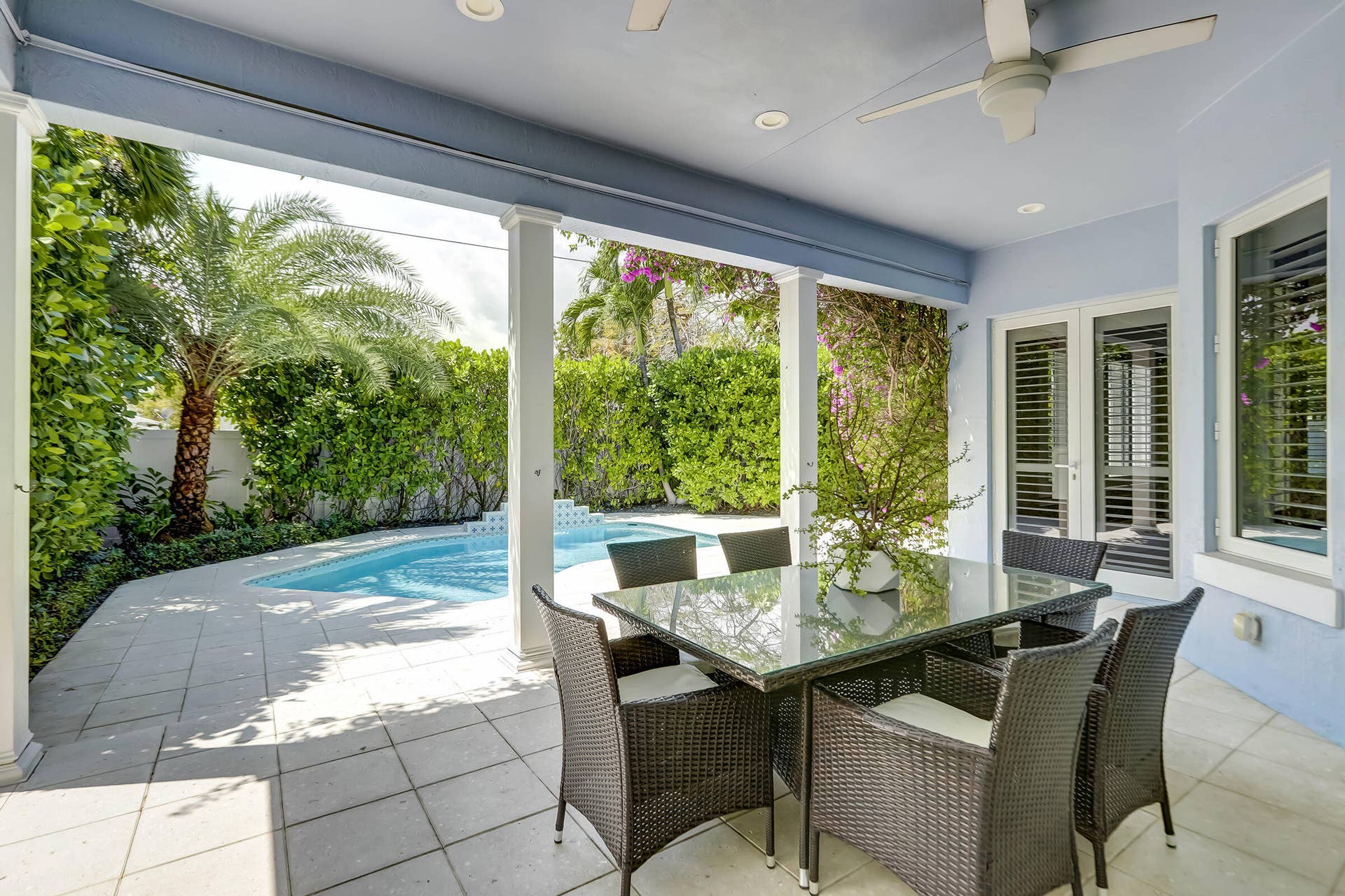 425 NE 11th Avenue, Fort Lauderdale, Fort Lauderdale, FL 33301 COVERED LANAI