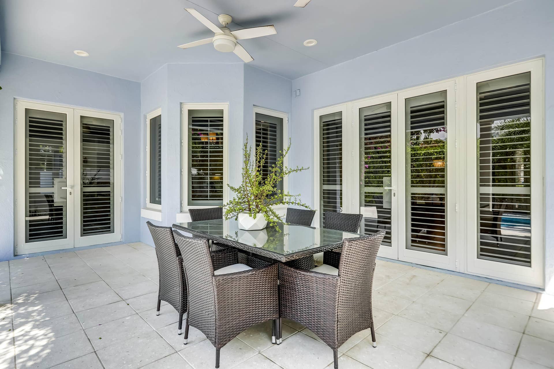 425 NE 11th Avenue, Fort Lauderdale, Fort Lauderdale, FL 33301 COVERED LANAI