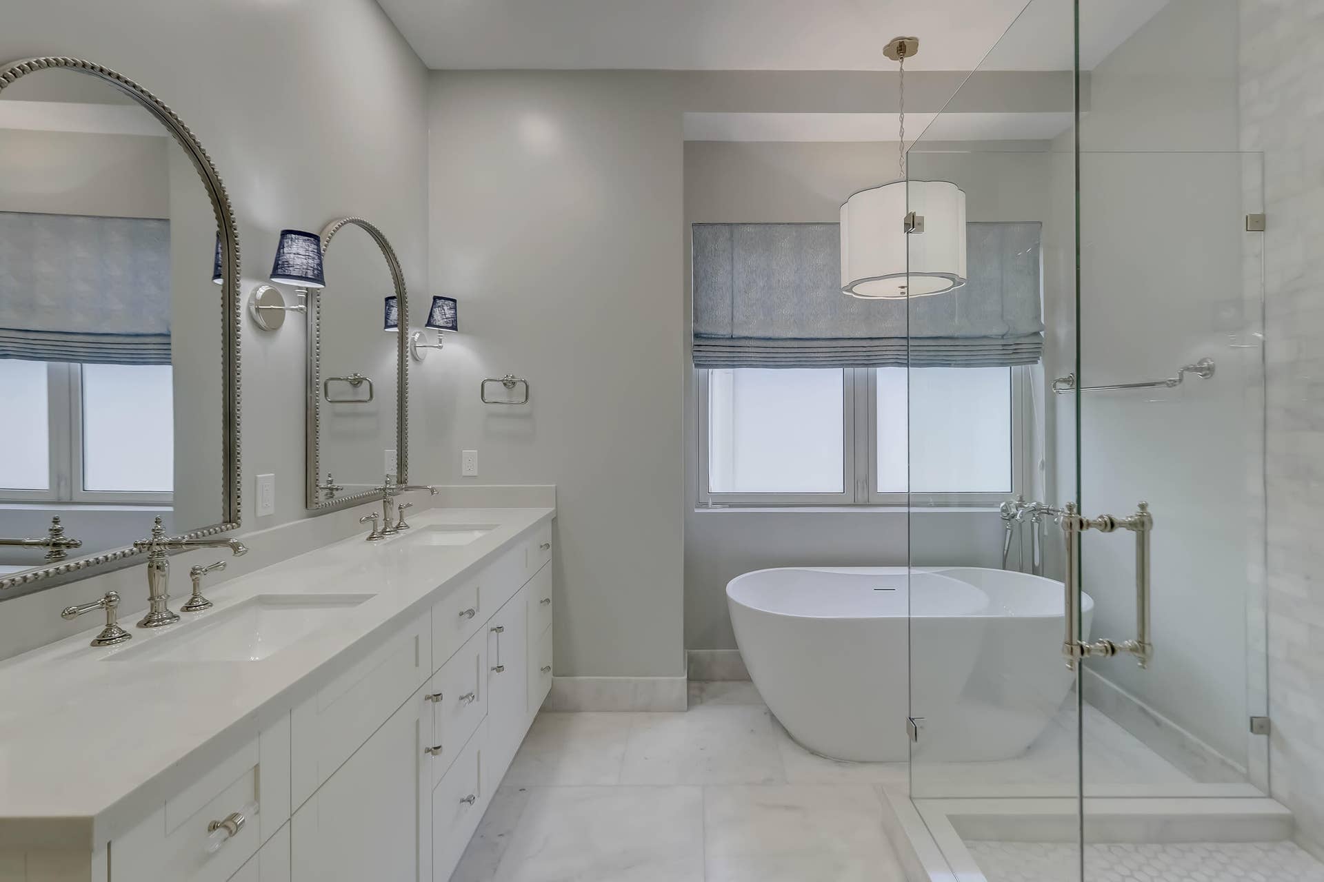 425 NE 11th Avenue, Fort Lauderdale, Fort Lauderdale, FL 33301 MASTER BATH