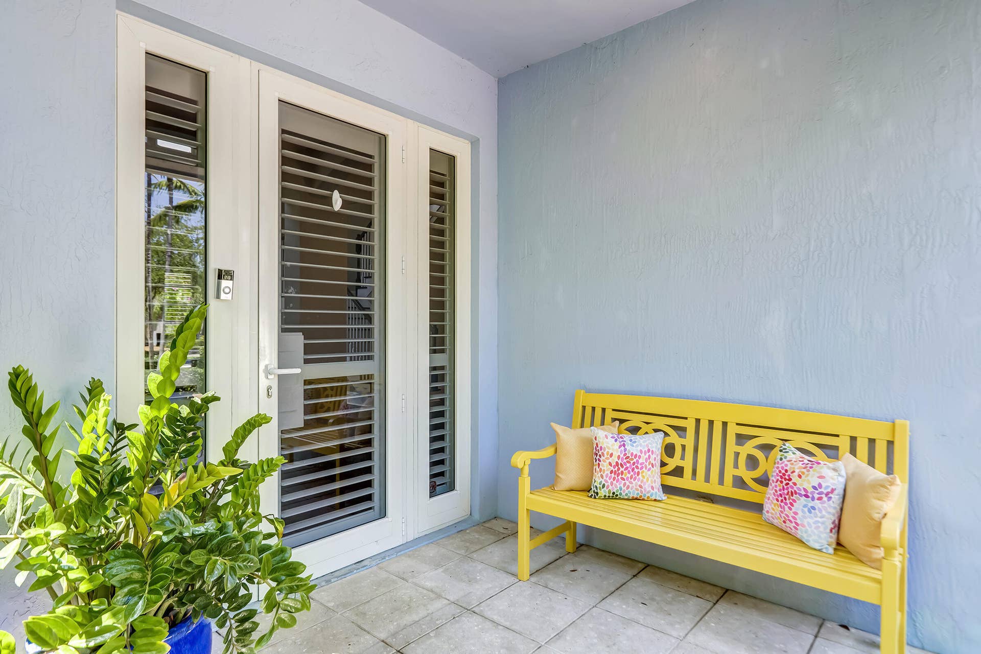 425 NE 11th Avenue, Fort Lauderdale, Fort Lauderdale, FL 33301 PORCH