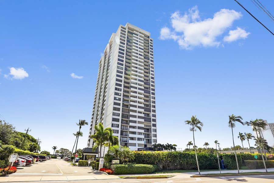 Property photo for 5600 N Flagler Drive, #1106, West Palm Beach, FL