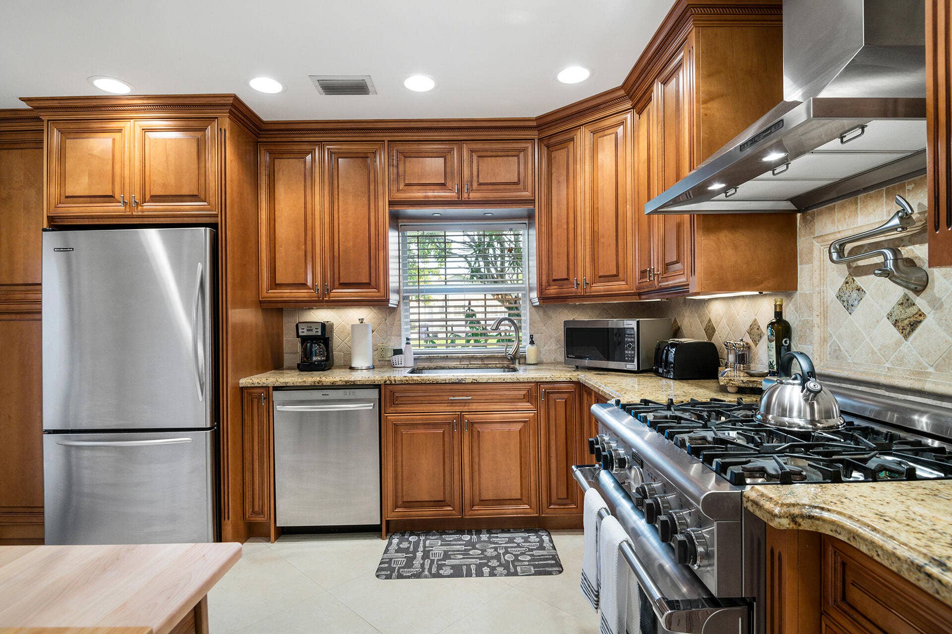 1755 E Terra Mar Drive, Lauderdale By The Sea, FL 33062 DSC_6224
