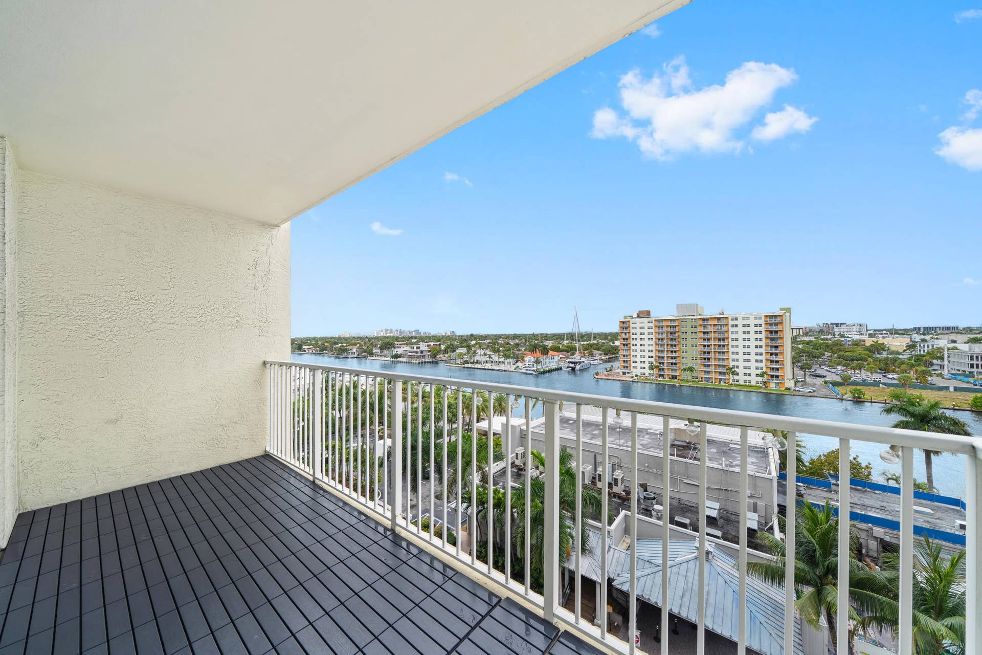 3020 NE 32nd Avenue, #710, Fort Lauderdale, FL 33311 View onto the Intracoastal Waterway with views of Downtown Fort Lauderdale in the distance.