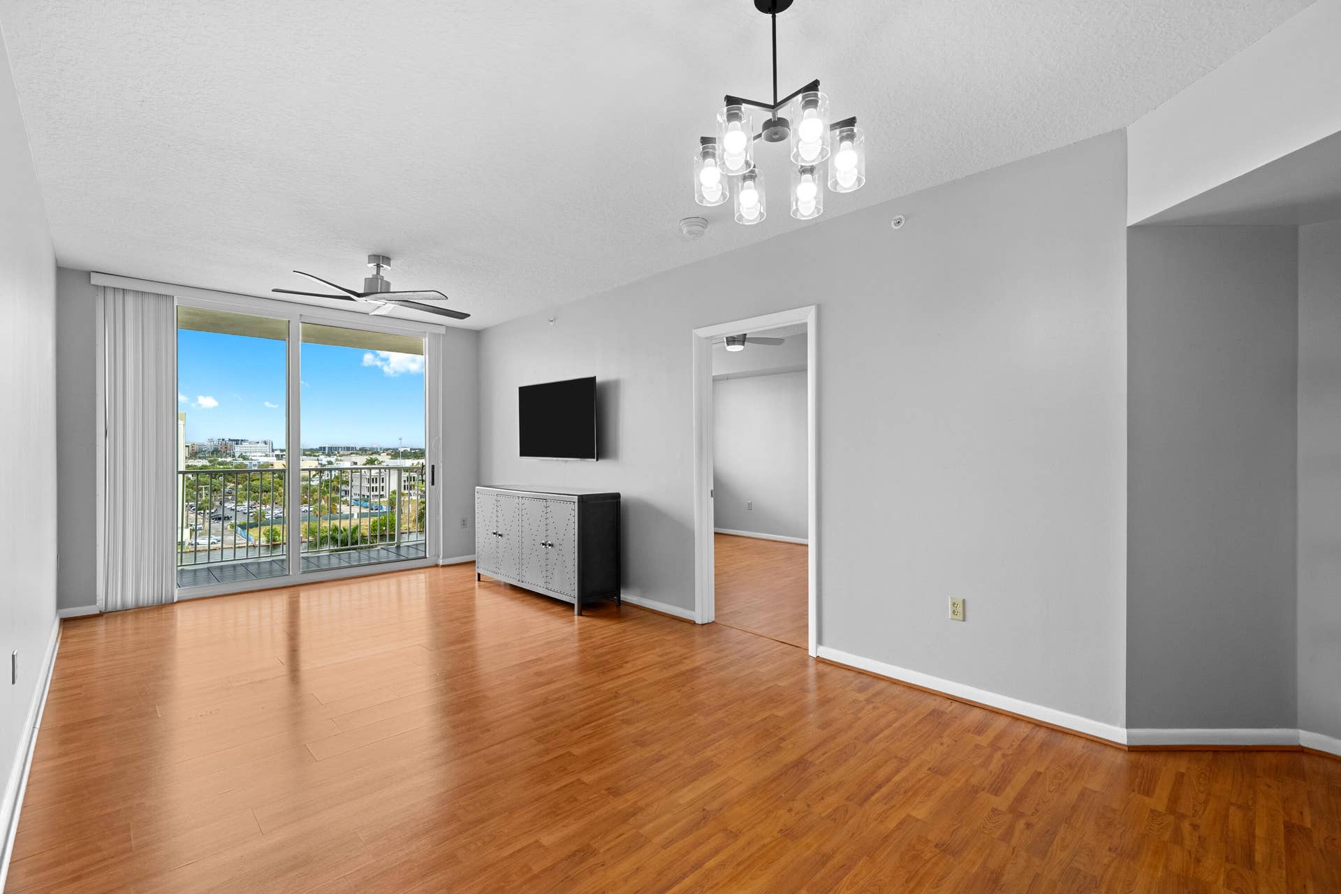 3020 NE 32nd Avenue, #710, Fort Lauderdale, FL 33311 Living Room