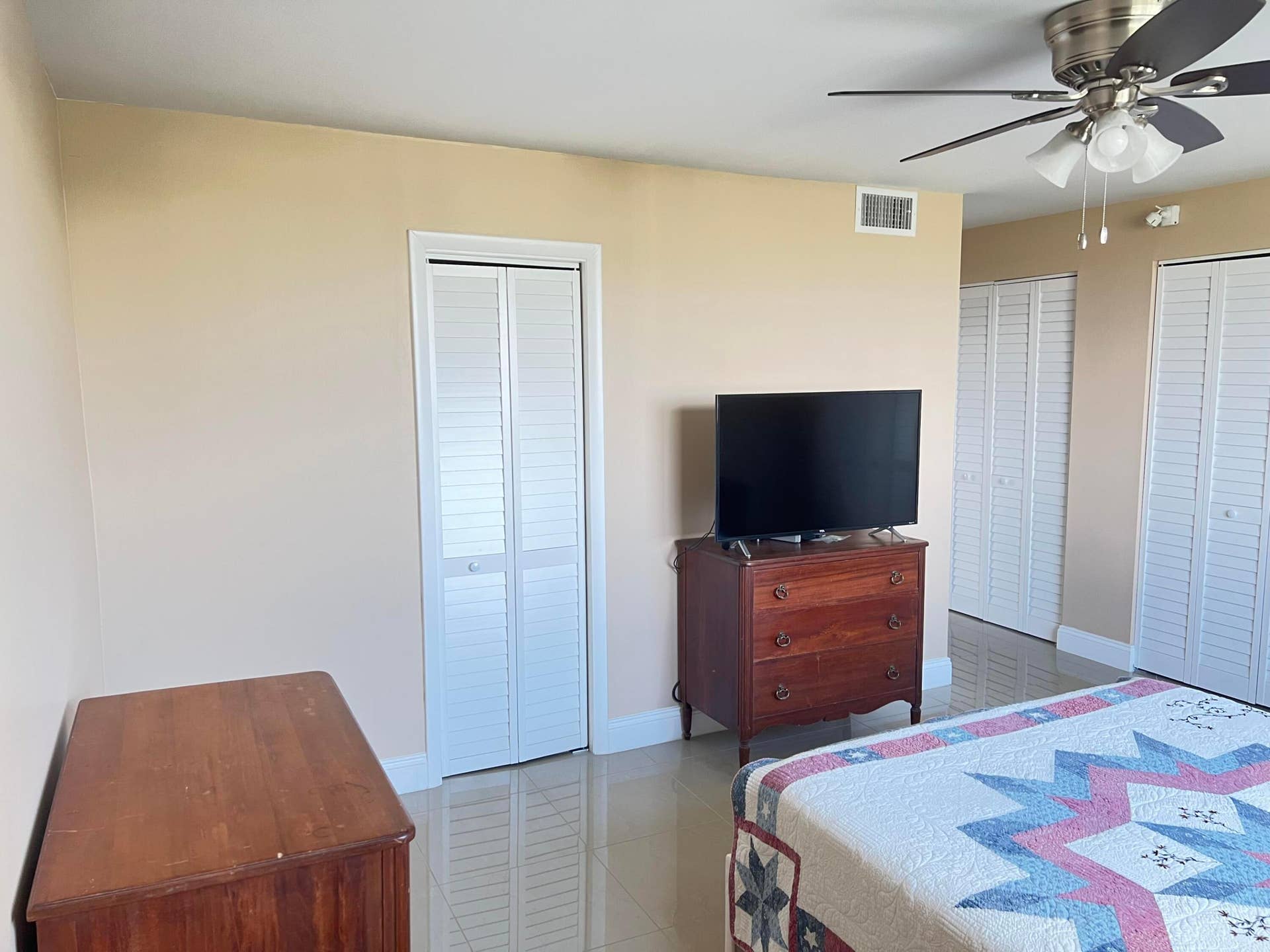 301 SE 3rd Street, #606, Dania Beach, FL 33004 42225_6a19be93d24f8_05.29.2026_image-14