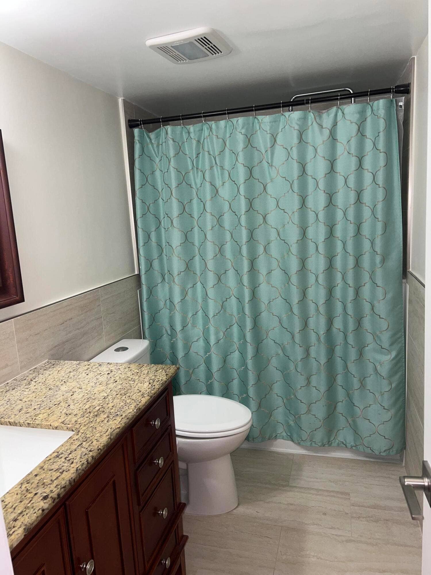301 SE 3rd Street, #606, Dania Beach, FL 33004 42225_6a19be1ab9b56_05.29.2026_image-12