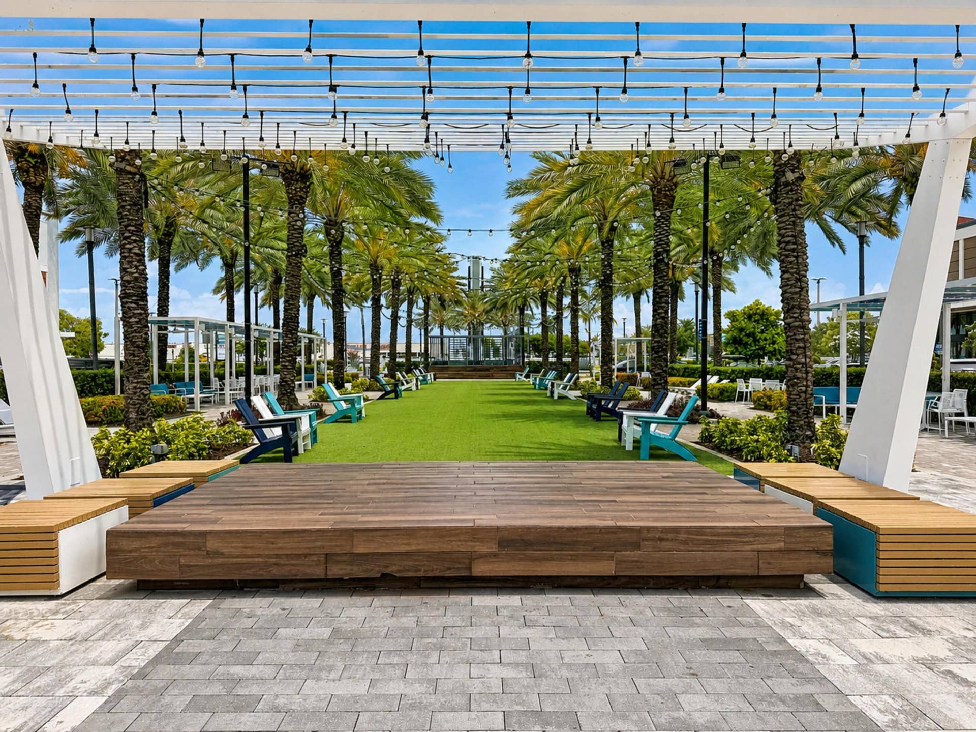 2154 Anchor Court, Dania Beach, FL 33312 Dania Pointe Shopping Center
