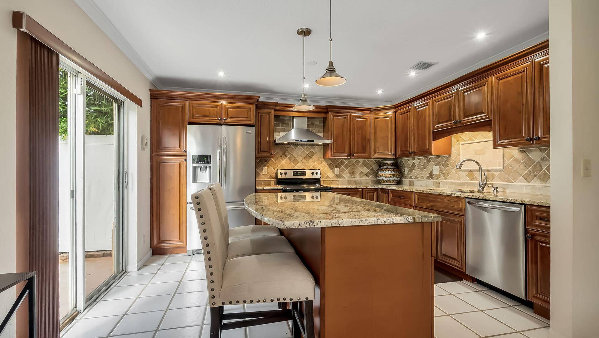2510 Rampart Way S, Hollywood, FL 33026 20-web-or-mls-DSC08881