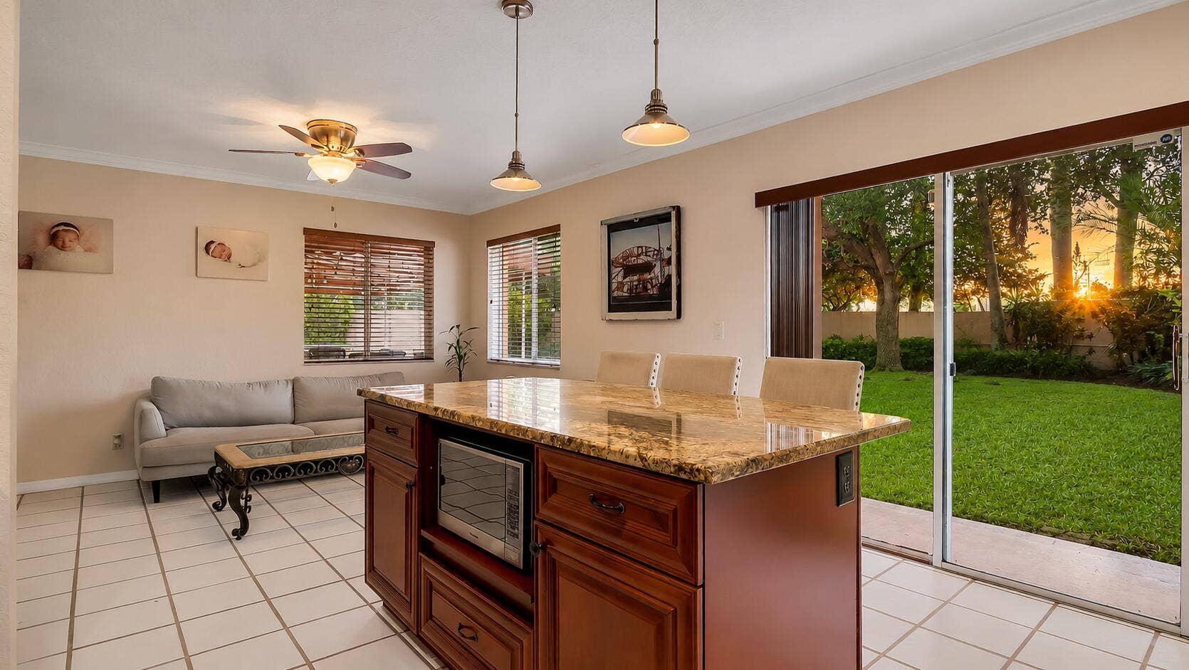 2510 Rampart Way S, Hollywood, FL 33026 713A5266-5169-4794-B358-054D296F6EBD