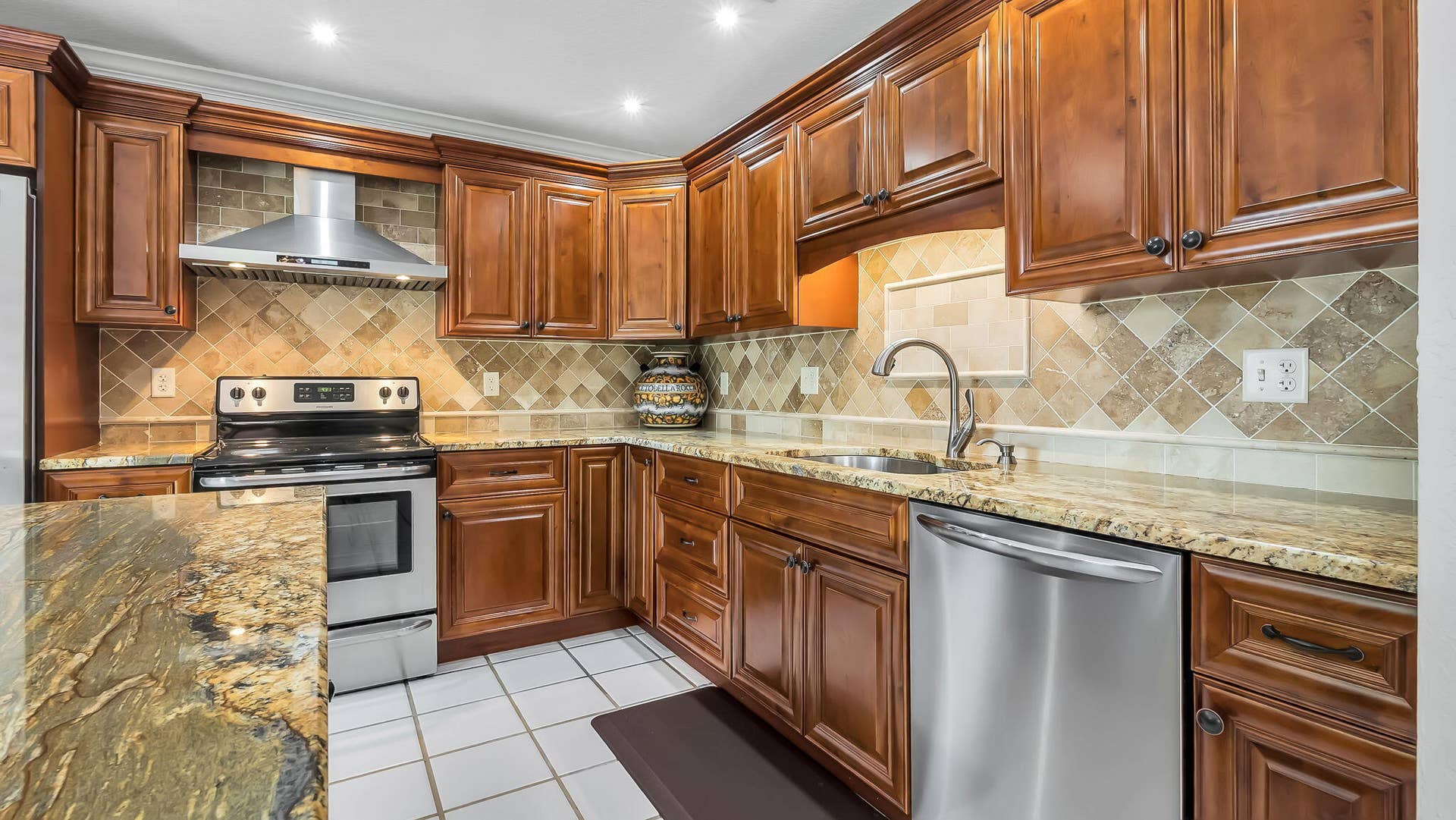 2510 Rampart Way S, Hollywood, FL 33026 21-web-or-mls-DSC08884
