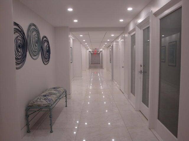 Lobby Hallway
