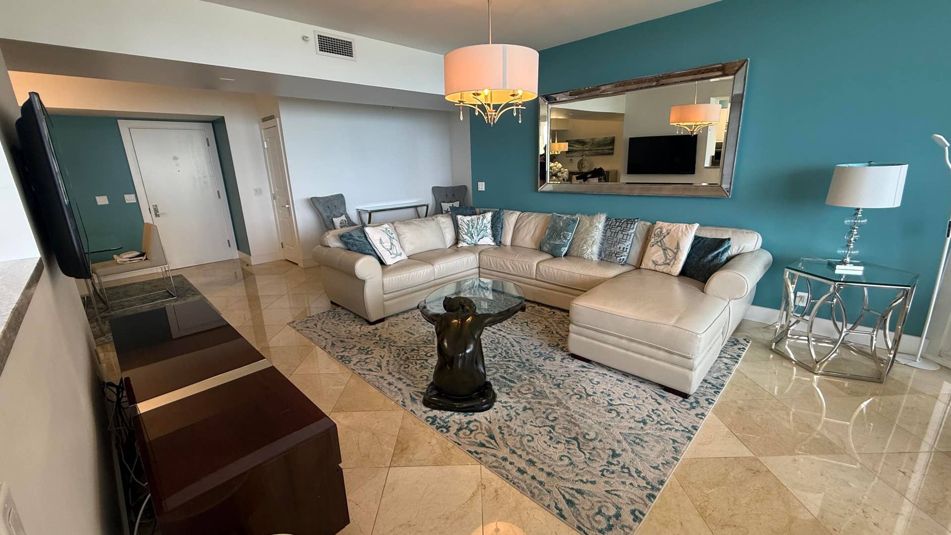 3200 N Ocean Boulevard, #605, Fort Lauderdale, FL 33308 Living Room