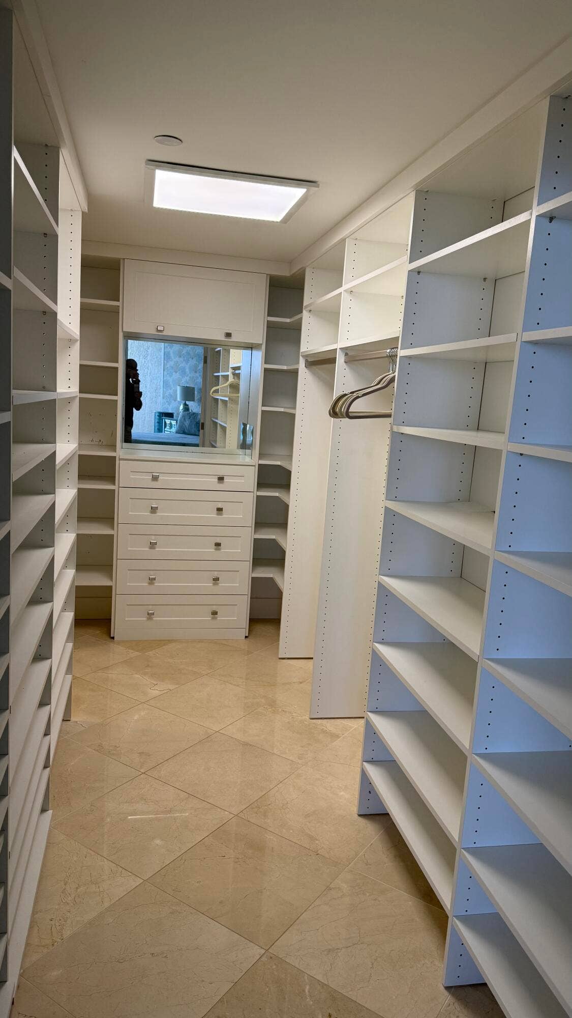 3200 N Ocean Boulevard, #605, Fort Lauderdale, FL 33308 Primary Walk-in Closet