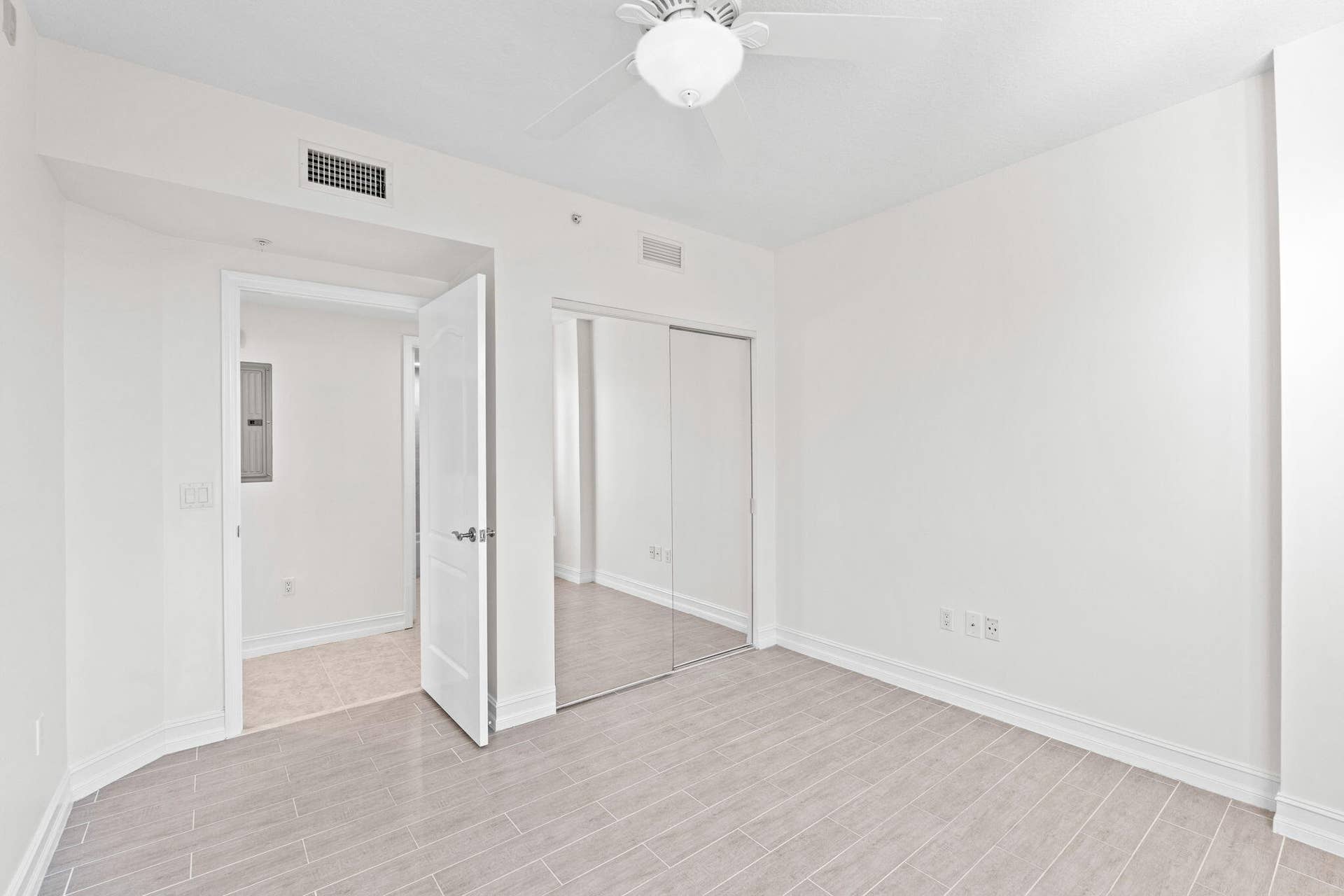 28-web-or-mls-A7407242