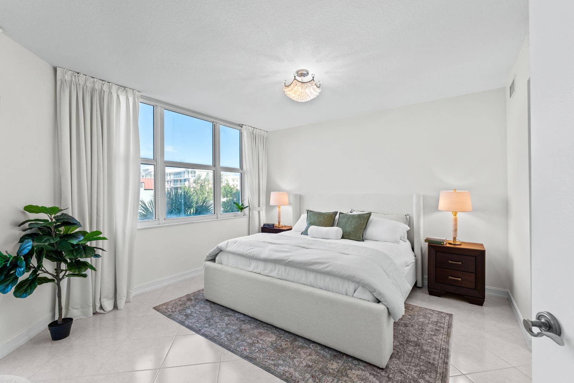 18-web-or-mls-A7407251