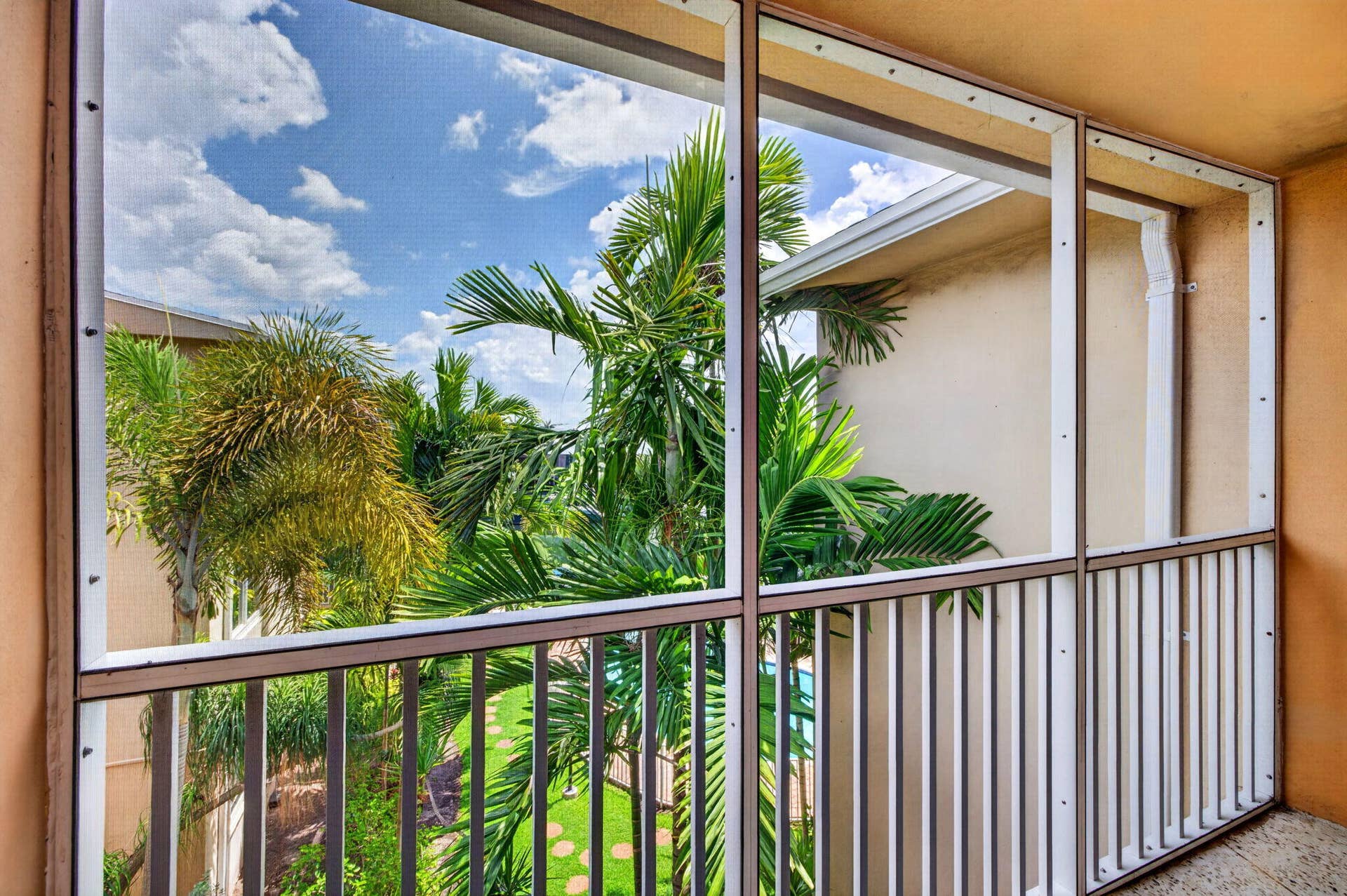 1500 SE 15th Street, #315, Fort Lauderdale, FL 33316 37-web-or-mls-699A9832