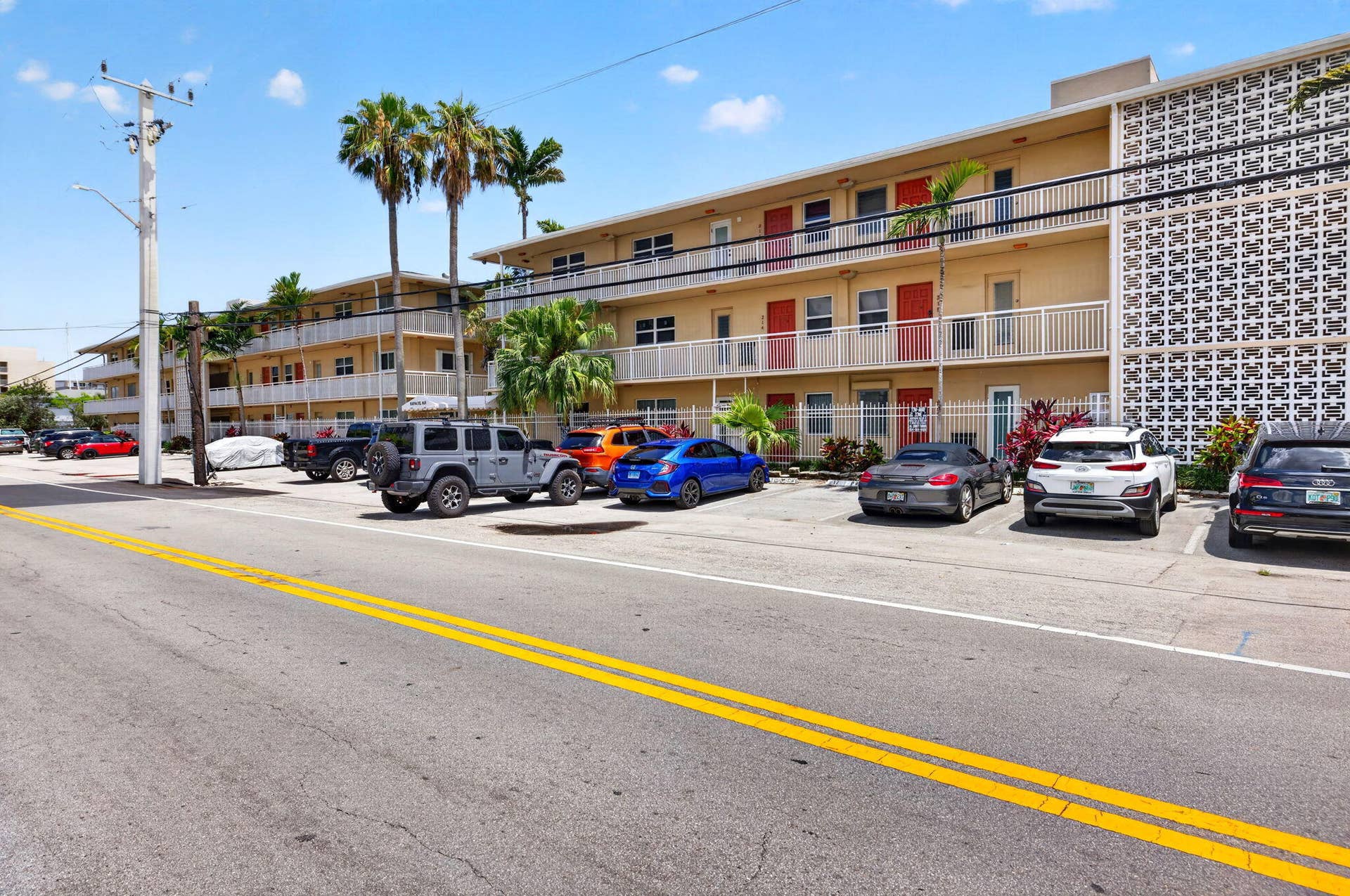 1500 SE 15th Street, #315, Fort Lauderdale, FL 33316 3-web-or-mls-699A9967