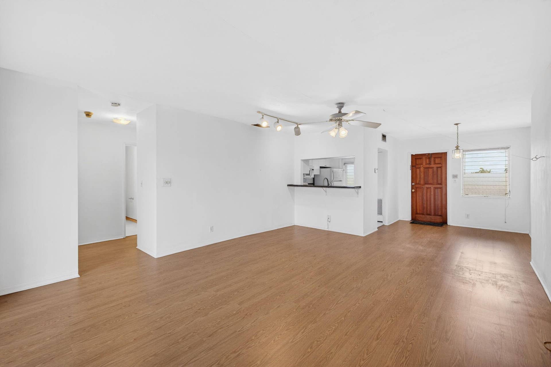 1500 SE 15th Street, #315, Fort Lauderdale, FL 33316 14-web-or-mls-699A9592
