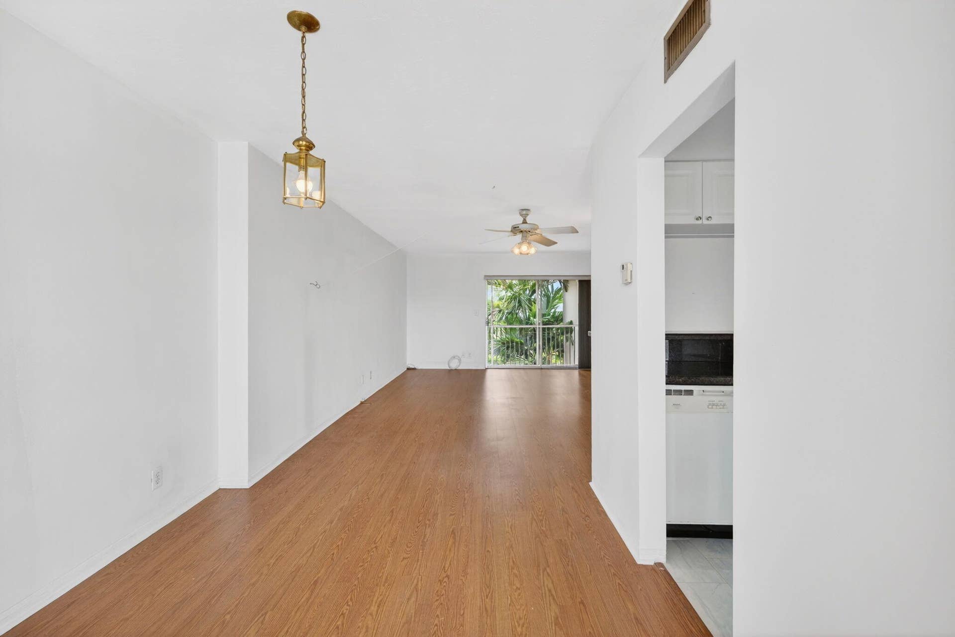 1500 SE 15th Street, #315, Fort Lauderdale, FL 33316 8-web-or-mls-699A9558