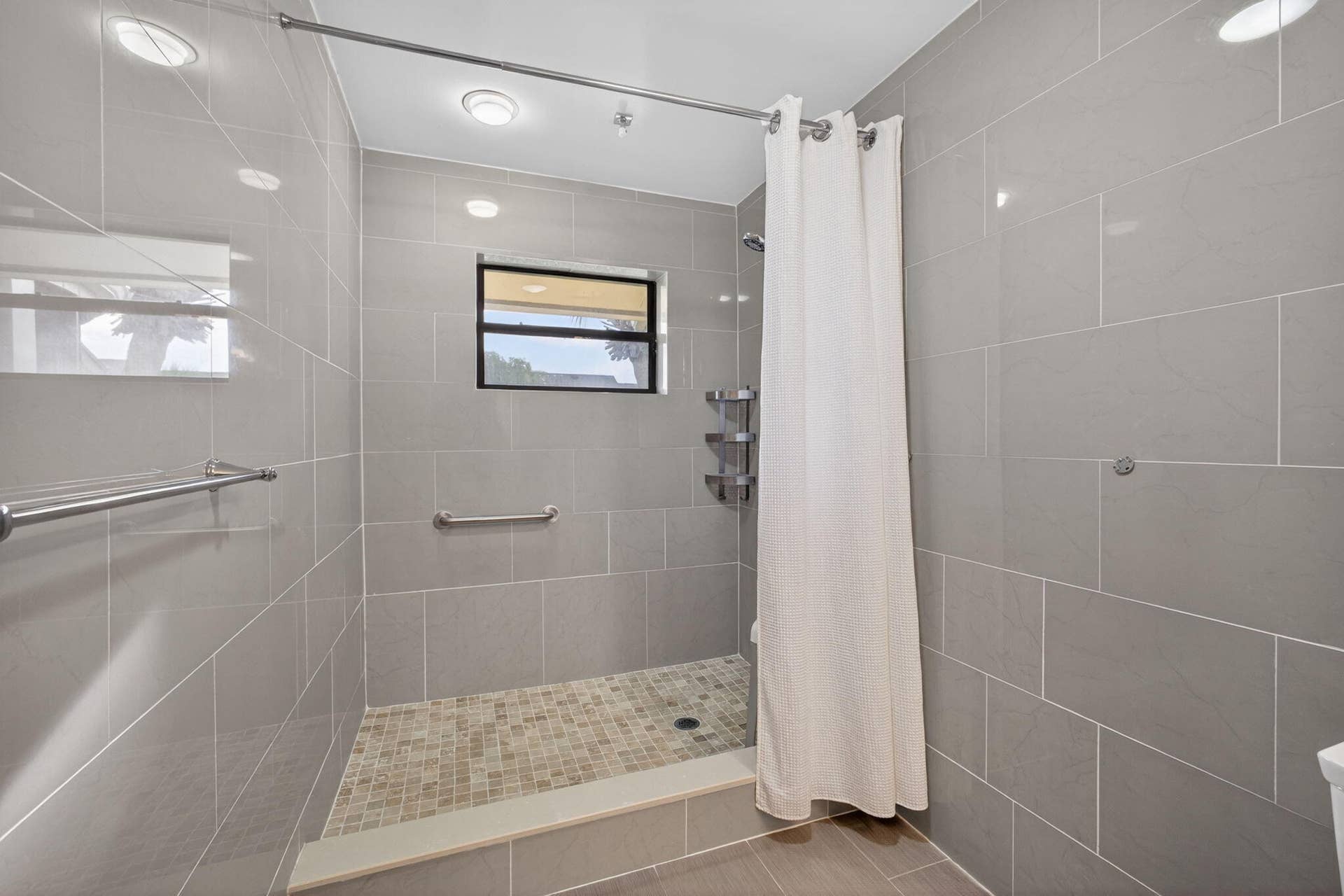 40-web-or-mls-5D1A5418