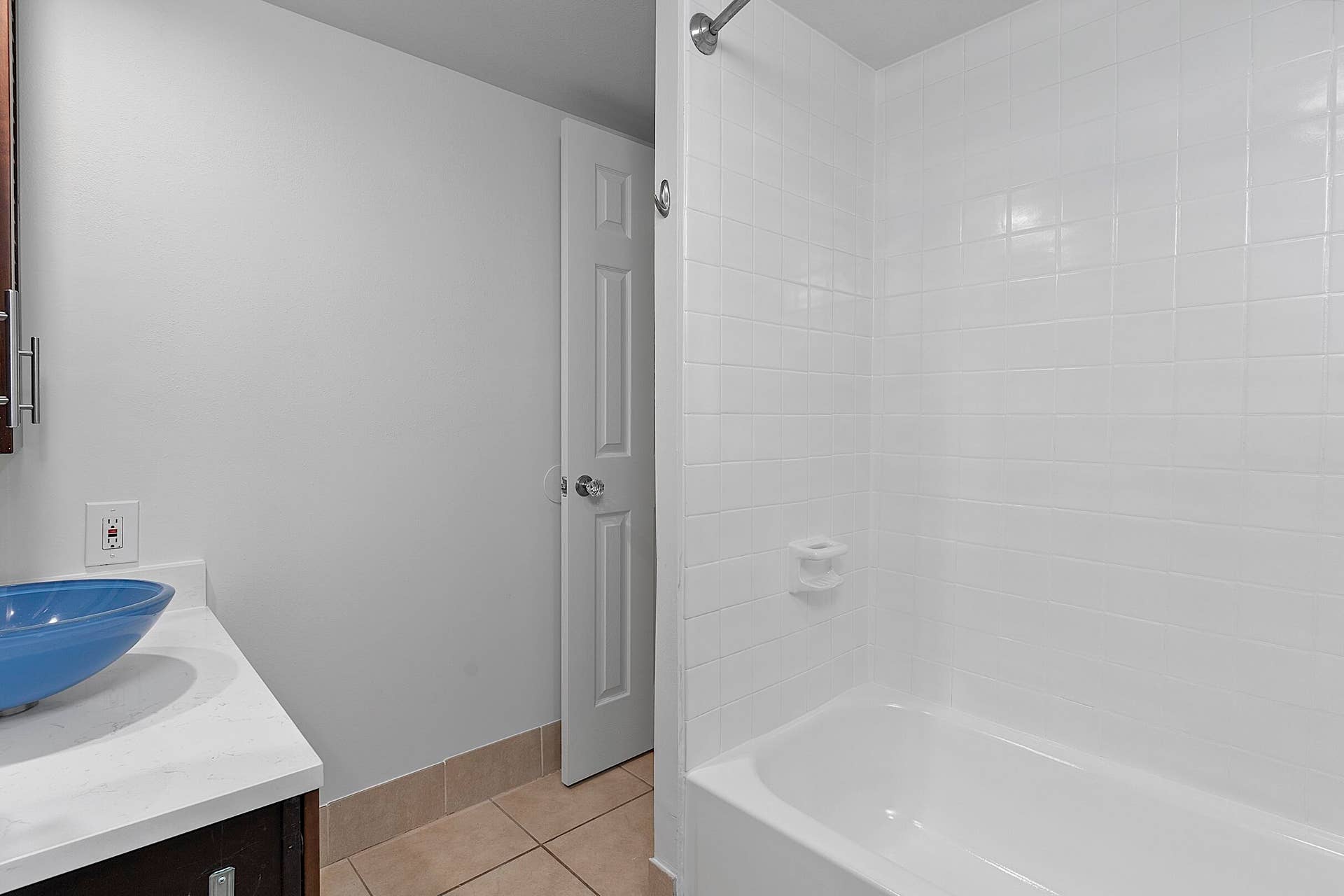 725 Hummingbird Way, #111, North Palm Beach, FL 33408 725 Hummingbird Way - #111 - 523