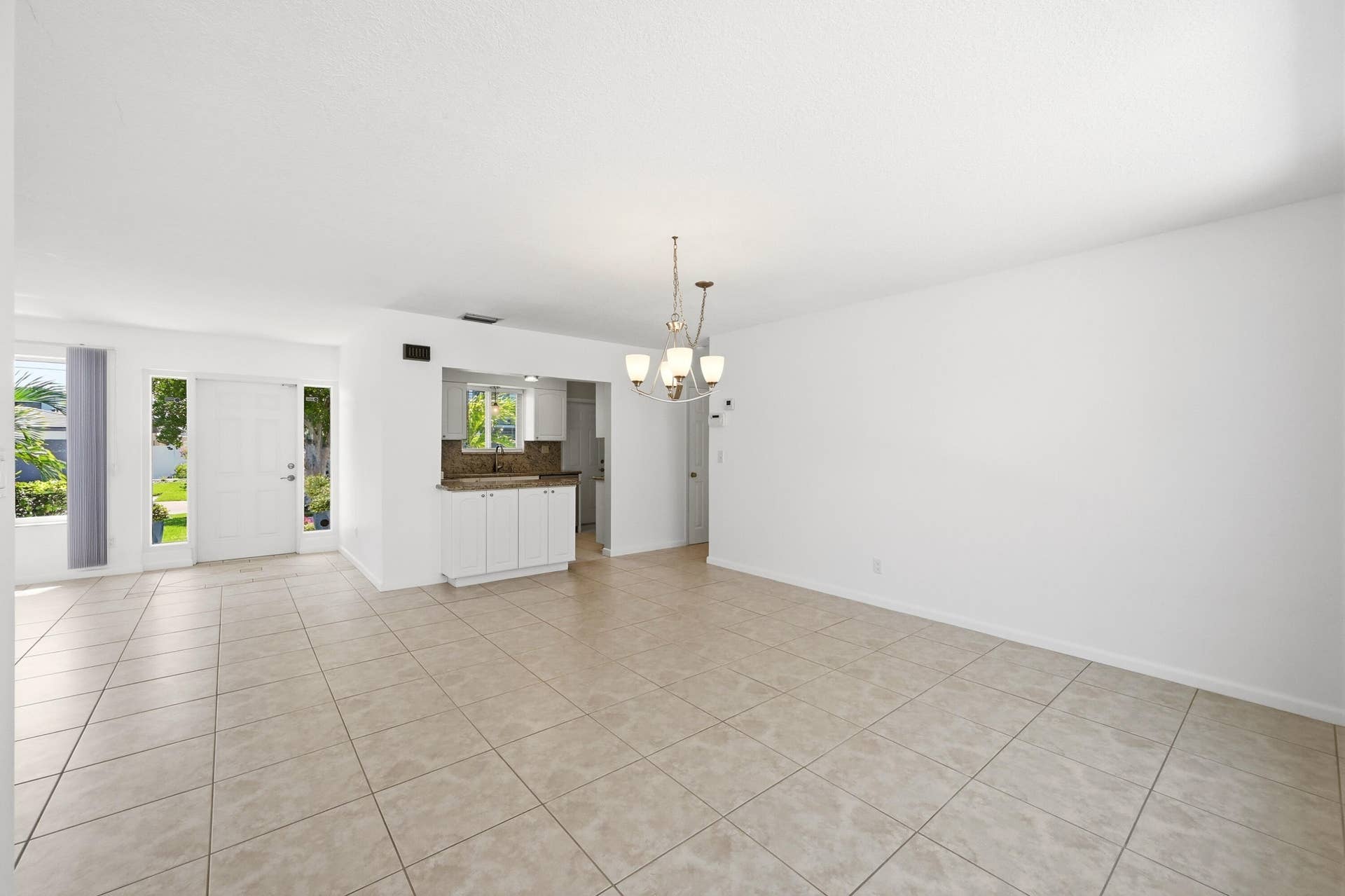 4454 W Tradewinds Avenue W, Lauderdale By The Sea, FL 33308 07_stl_9729