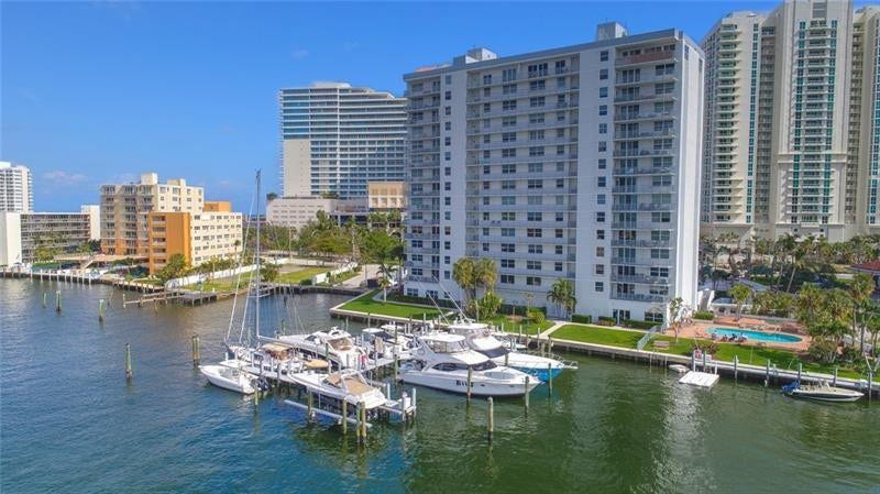 77 S Birch Road, #8c, Fort Lauderdale, Fort Lauderdale, FL 33316 Photo 3