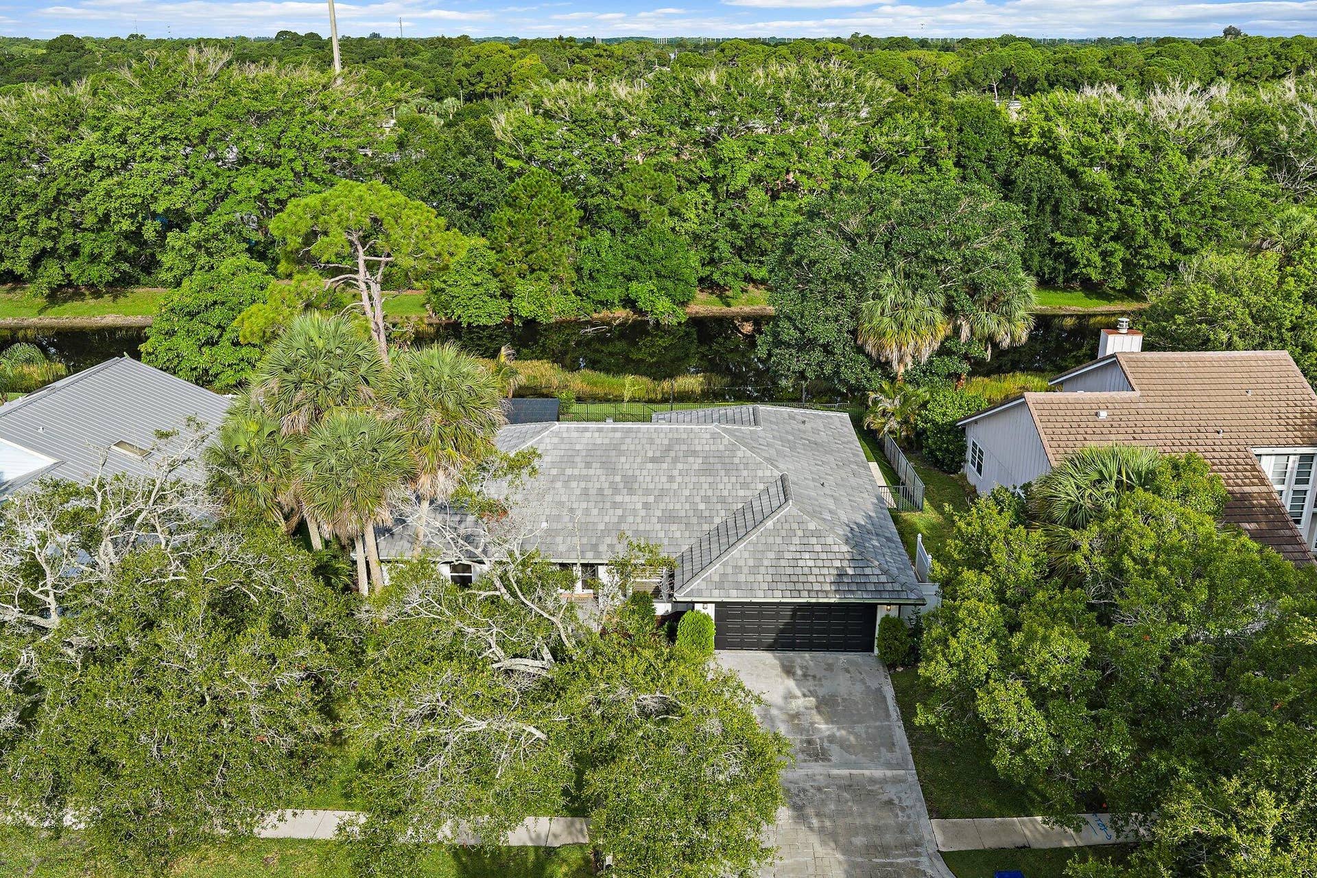 013-18169LakeBendDr-Jupiter-SMALL
