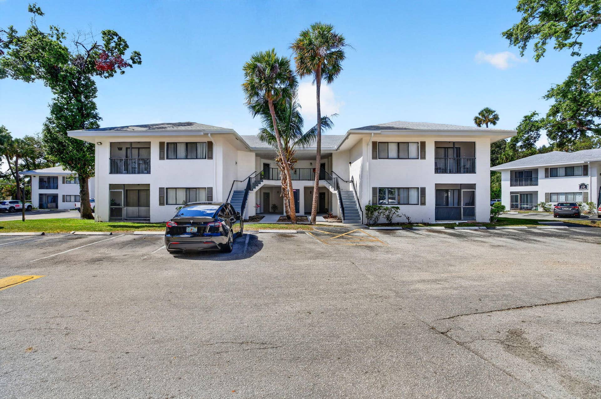 2550 SW 18th Terrace, #2111, Fort Lauderdale, FL 33315 2-web-or-mls-699A2992