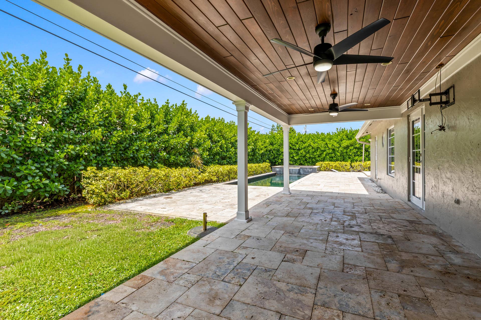 4610 Pinetree Drive, Delray Beach, FL 33445 Wood lined roof and FAn