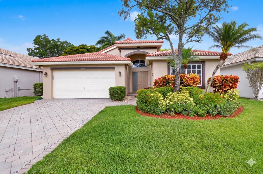Property photo for 5891 Royal Isles Boulevard, Boynton Beach, FL