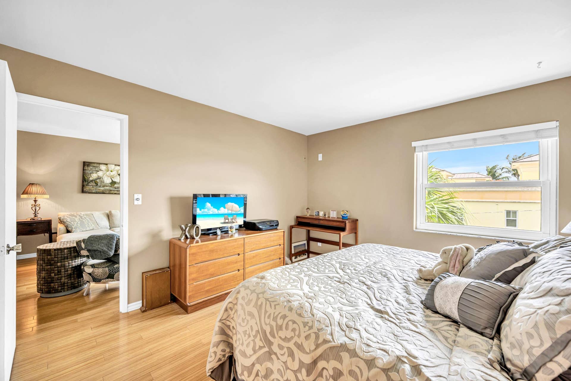 615 NE 12th Avenue, #312, Fort Lauderdale, FL 33304 615 NE 12TH -15