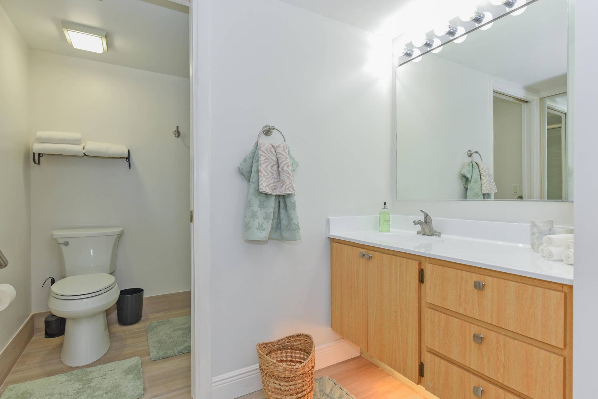 901 Seafarer Circle, #302, Jupiter, Jupiter, FL 33477 901 Seafarer Cir_#302_Marina Brier_17