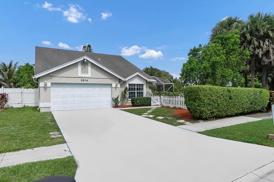 Property photo for 3814 Circle Lake Drive, West Palm Beach, FL