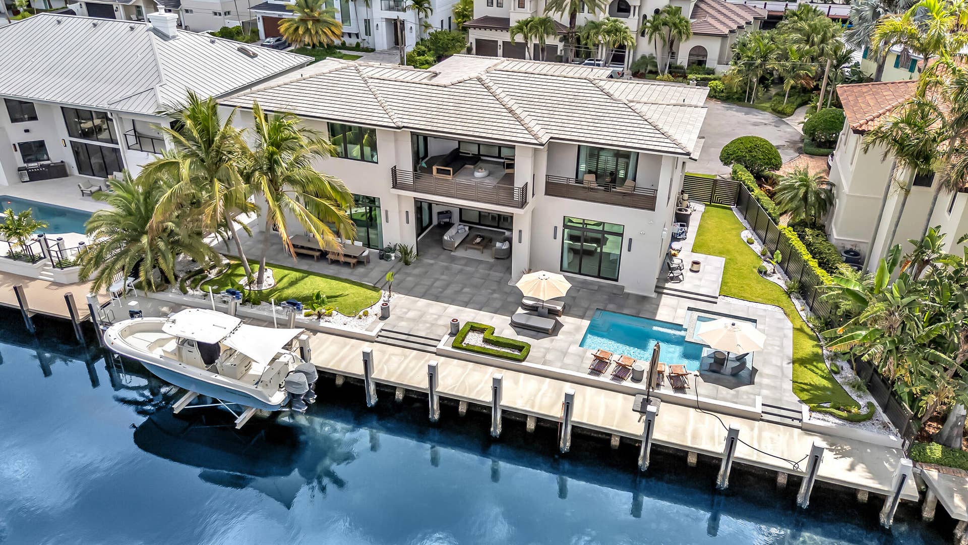 3711 NE 30th Avenue, Lighthouse Point, FL 33064 drone-5