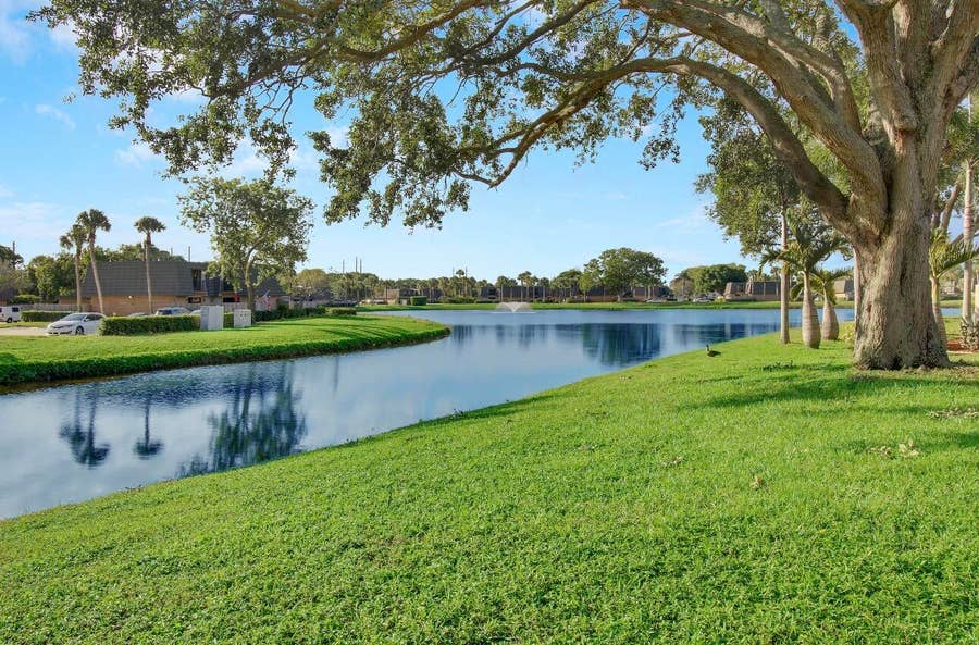 Property photo for 6906 69th Way, West Palm Beach, FL