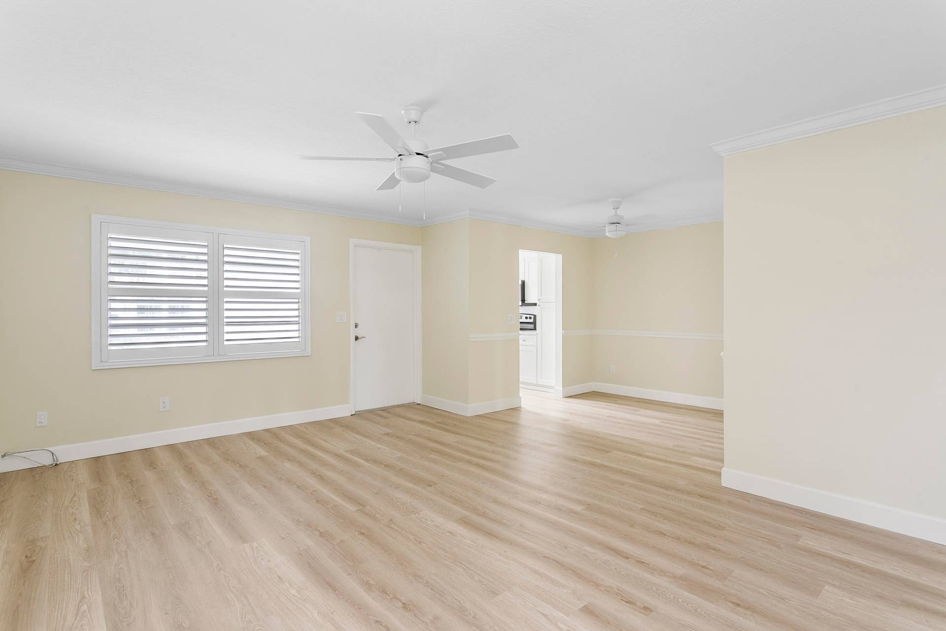 111 Shore Court, #203, North Palm Beach, FL 33408 IMG_0114