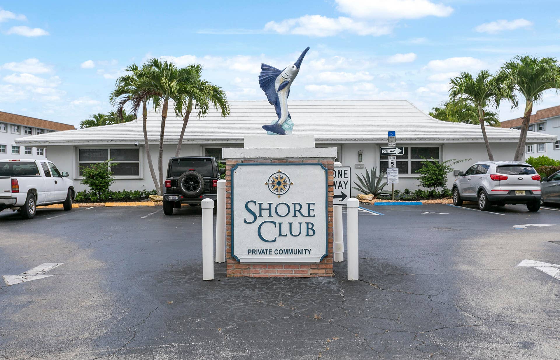 111 Shore Court, #203, North Palm Beach, FL 33408 IMG_0245