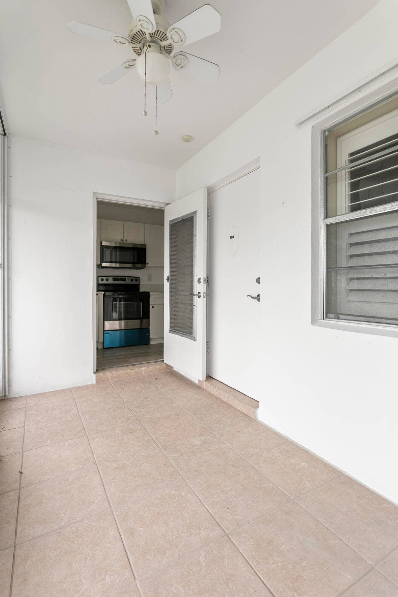 111 Shore Court, #203, North Palm Beach, FL 33408 IMG_0208