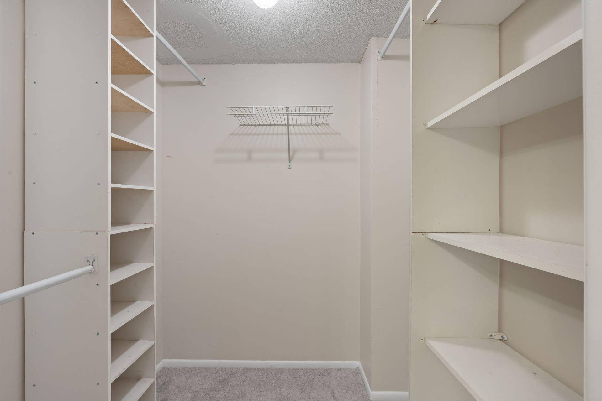 27-web-or-mls-2650 S Course Dr 308 Pompa