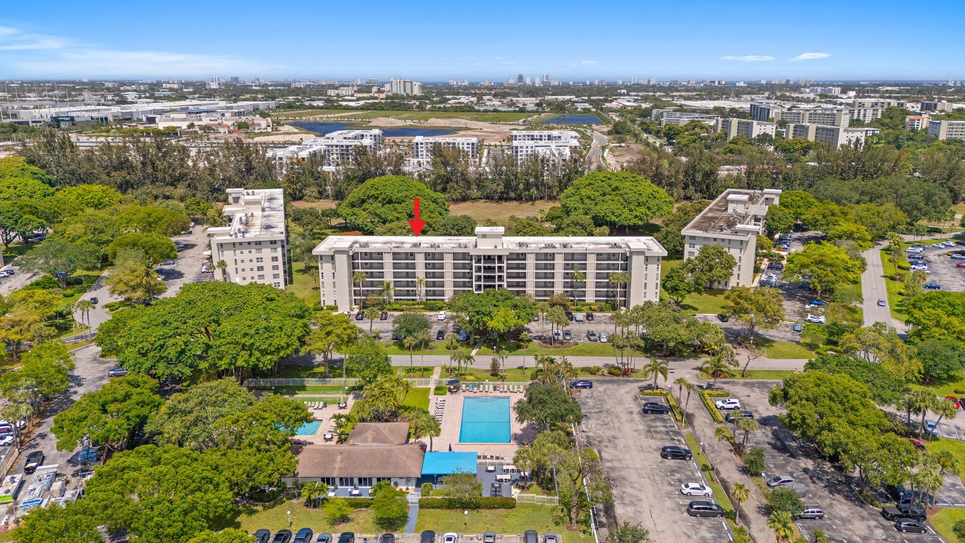 32-web-or-mls-2650 S Course Dr 308 Pompa