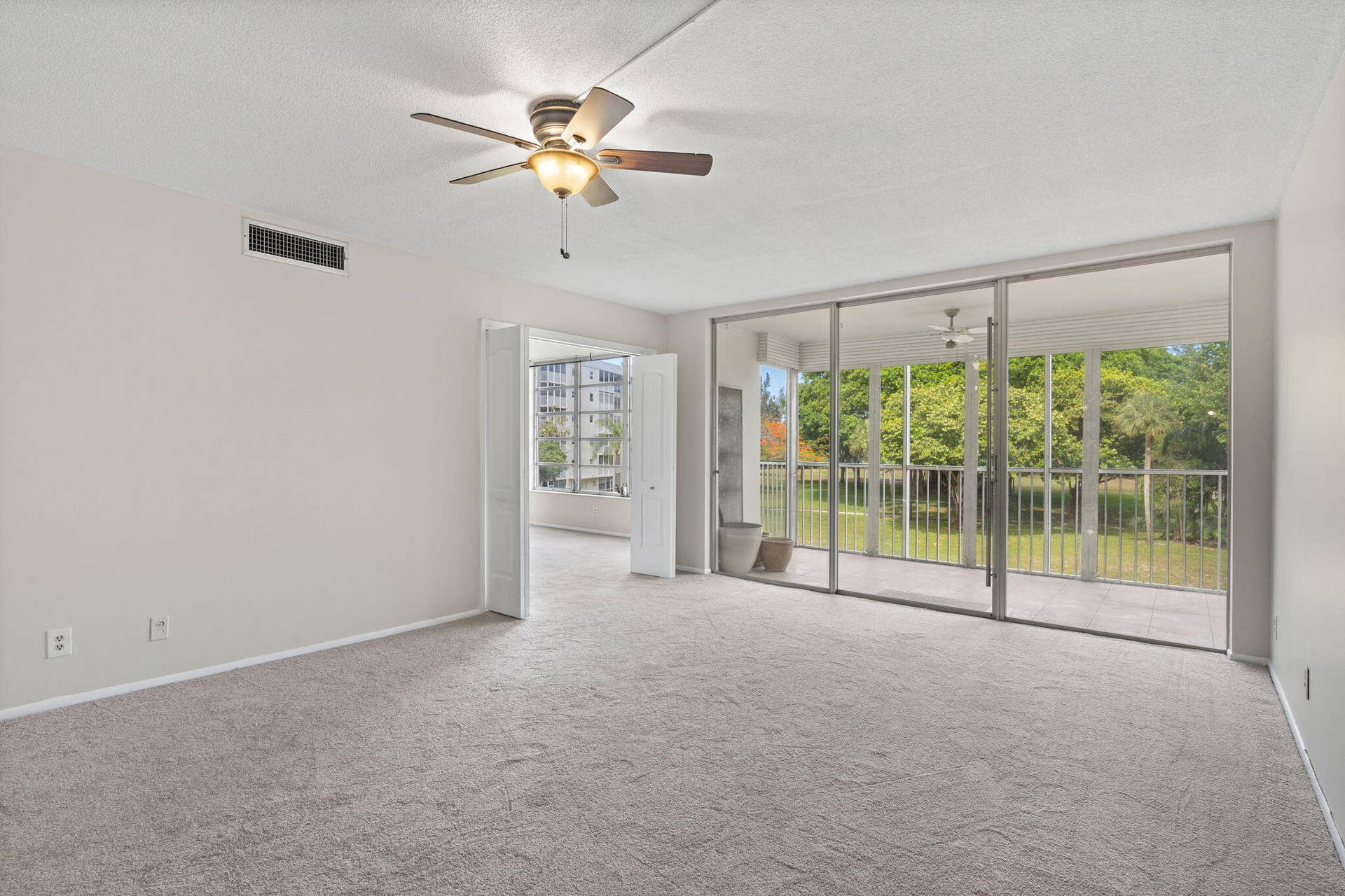 11-web-or-mls-2650 S Course Dr 308 Pompa