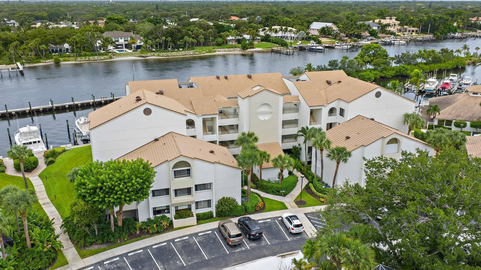 811 Oak Harbour Drive, Juno Beach, FL 33408 Aerial