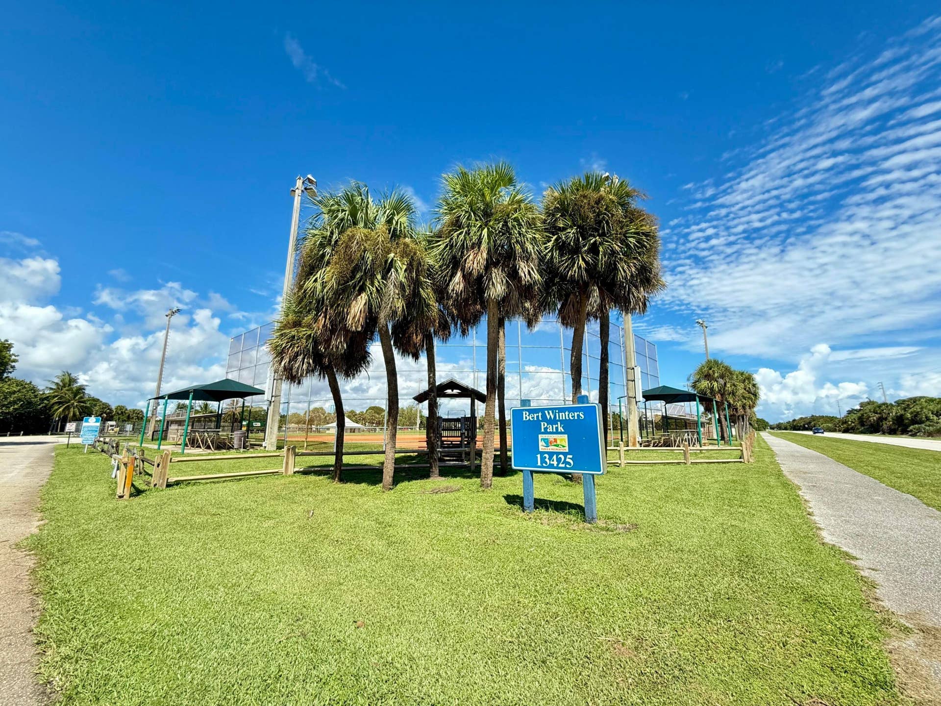 811 Oak Harbour Drive, Juno Beach, FL 33408 Bert Winters Park