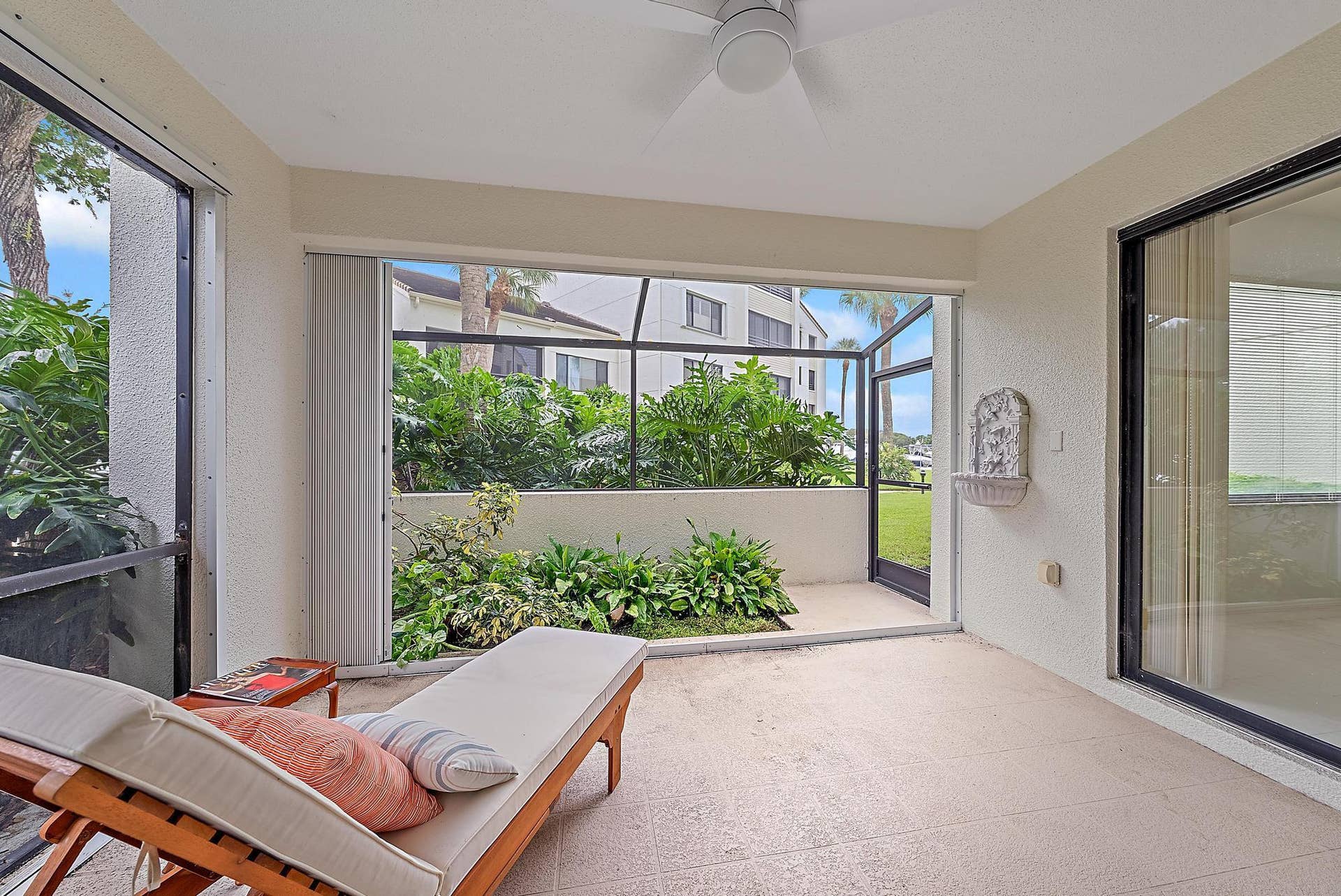 811 Oak Harbour Drive, Juno Beach, FL 33408 Porch