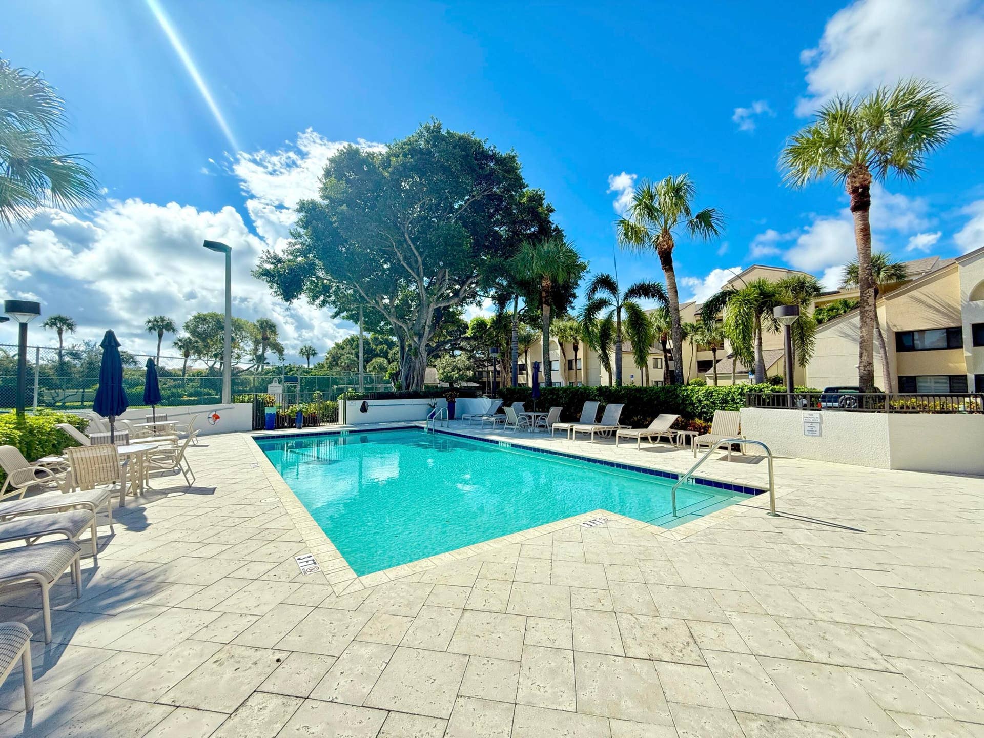 811 Oak Harbour Drive, Juno Beach, FL 33408 Pool #2